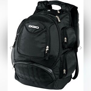 OGIO Metro Backpack w/Dust Bag